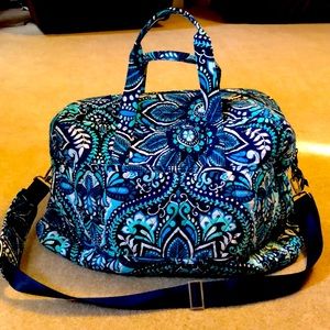 Large Duffel bag from Vera Bradley. Like New